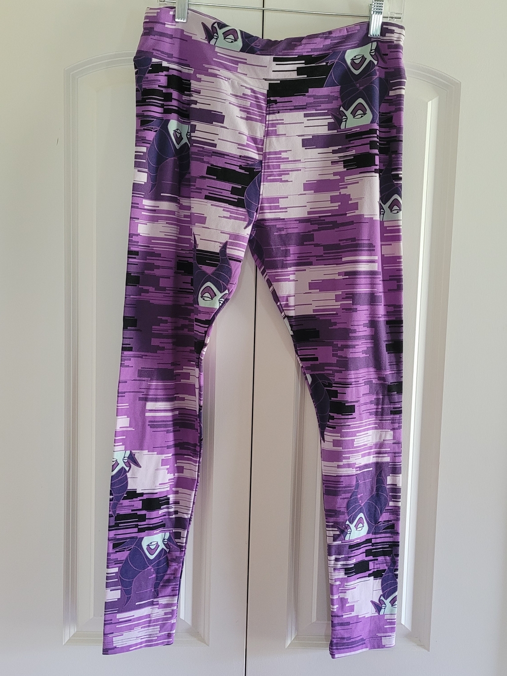 Lularoe Womens Maleficient Active Leggings